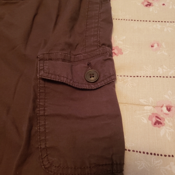 Ladies capris - Picture 3 of 4